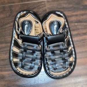 Ositos Little Boy’s Sandals